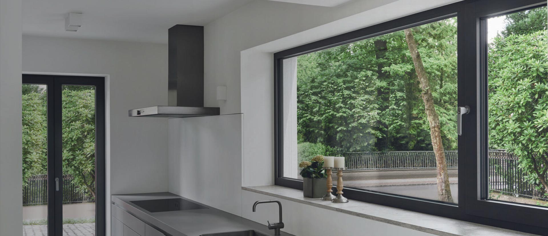 Zhejiang Ruiguan Deur en Raam Co., Ltd.